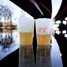 Load image into Gallery viewer, Stigbergets Glasses THE BIRD 47 cl - pack of two ORANGE &amp; LIMEGREEN
